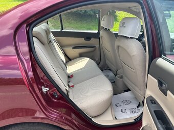 Hyundai Accent 2009 1.4i, 71kw, ČR, NOVÁ STK Servisováno, AC - 15