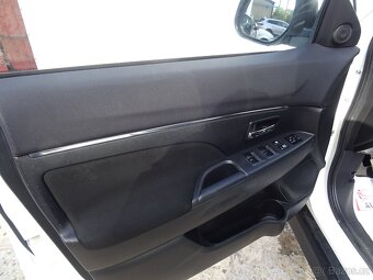 Mitsubishi ASX 1.6i,86kW,1majČR,s.kniha,klima,ESP - 15