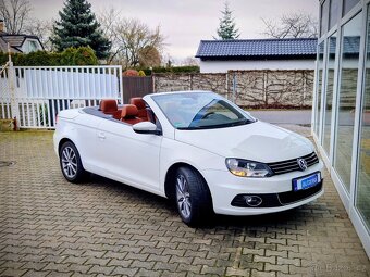 Volkswagen Eos, 1,4i  90kW manual top interiér - 15
