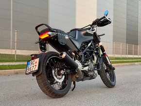 Husqvarna Svartpilen 125 2023 11 kW A1 1. majitel - 15