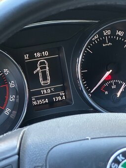 Škoda Superb 2.0 TDI 4X4 1.majitel - 15