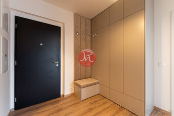 Pronájem nadstandardního bytu 3kk v rezidenci Nová Karolina - 15