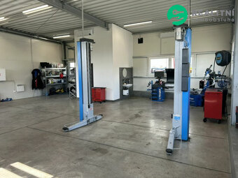 Novostavba haly, pozemek 3000m2, 8km od Brna, u D1 - 15