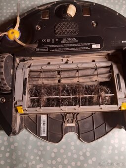 Robotický vysavač - 15