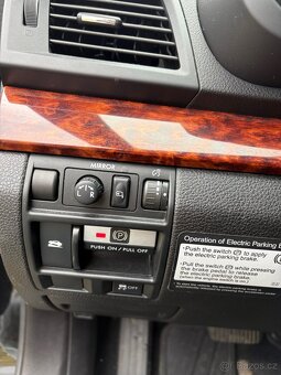 Subaru Outback 3.6 140000km - 15