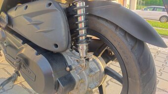 KYMCO 125 SUPER 8 - 15