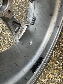 Alu kola 5x112 r20 pneu 235/35/20 - 15