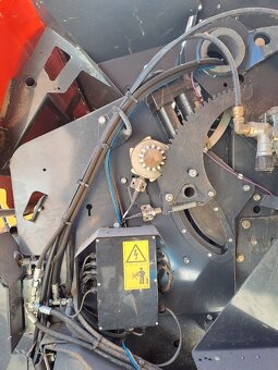 prodej lis Kuhn VB3155 - 15