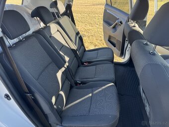 Toyota Verso 1.8i - 15