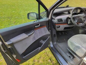 Citroen C8 2.2 HDI 94kW - 15