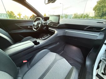 Peugeot 5008 7 míst individuální výbava - 15