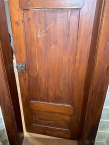 Dřevěné dveře z masivu dub a sklo kovové kliky - 15