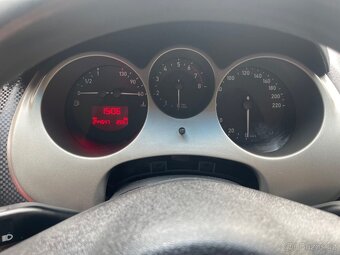 Seat Altea 1,6i 75kW - 15