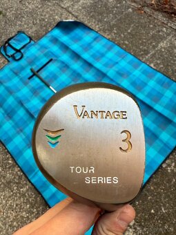 Golfové hole/vaky na hole/ponožky - 15