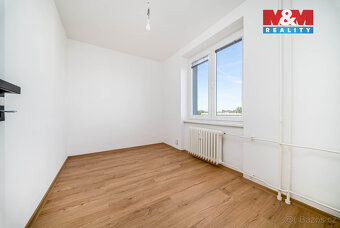Prodej bytu 3+kk, 52 m², Hradec Králové, ul. třída SNP - 15