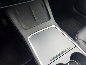 Tesla 3 SR+, refresh, DPH, SoH 94%, záruka - 15