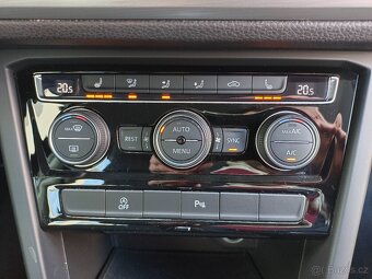 VW Touran Comfortline 2.0TDI 110kW DSG ACC Navi Full LED Qi - 15
