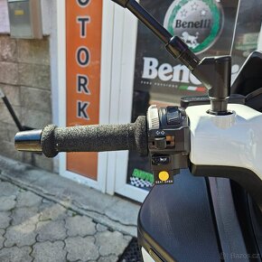 Sym Maxsym 600i ABS, kufr, původ ČR, STK DO 07/2027, kufr - 15