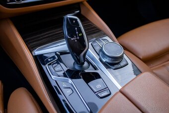 BMW Rad 5 530iX HEV G30 AT/8 2020 /AJ NA SPLÁTKY/PROTIÚČET - 15