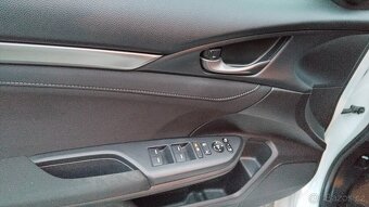 Prodám Honda Civic,, výbava Elegance, 2021 - 15