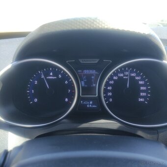 Hyundai Veloster 1.6 103kw benzín - 15