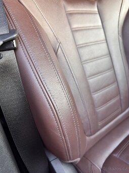 BMW 330xi xDrive Luxury - 15