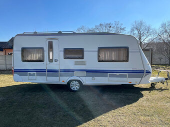 Karavan Hobby De Luxe 495 UL 2009, Předstan Isabella, TV - 15