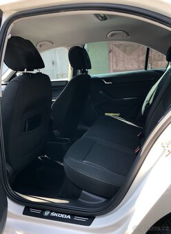 Škoda Rapid 1.6 TDI, 77 kw, servisní knížka, 2 sady alu kol - 15