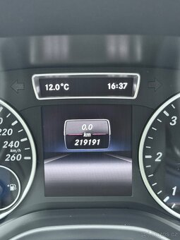 Mercedes Benz A 180 CDI - 15