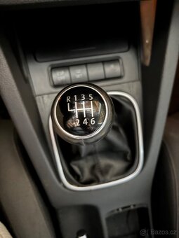 Volkswagen Golf 5 2.0TDI - 15