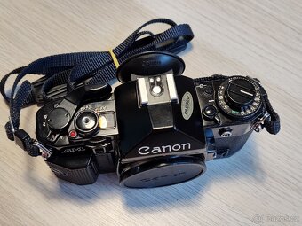 Canon A-1 + FD 28mm + příslušenství - 15