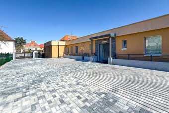 Pronájem byty 2+kk, 45 m2 - Chomutov, ev.č. 550 - 15