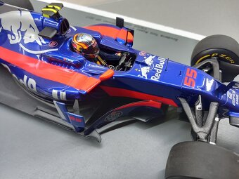 F1 TORO ROSSO STR12 AUSTRALIE 2017 CARLOS SAINZ SPARK 1:18 - 15