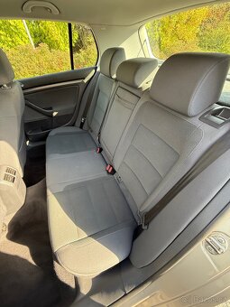 VW GOLF V 1.6 85kW, SERVISKA, KLIMA - 15
