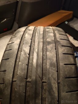 Pneu Dunlop 225/40 R18 - 15