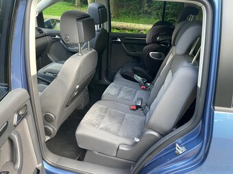 Volkswagen Touran 2.0 TDI 103kW - 15