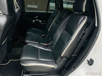 Volvo XC90 2.4 D5 147KW AUTOMAT R-DESIGN SERVISKA - 15