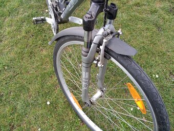 Dámské kolo gt nomad - 15