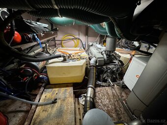 Expediční motorsailer - 15