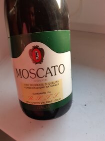 Retro láhve od vína atp. - 15