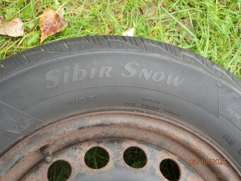 4xObutá zimní sada ŠKODA OCTAVIA 2 15tky. ET 47 195/65 R15 - 15