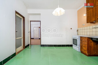 Prodej bytu 3+1, 91 m², Hradec Králové, ul. Škroupova - 15