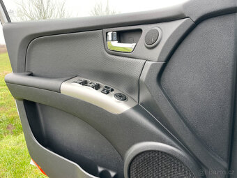 Kia Sportage 2.0i 104kW 4x4, Málo KM, Nové Rozvody - 15