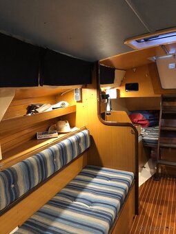Plachetnice Dufour 4800 + přívěs - 15