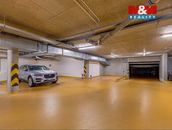 Pronájem bytu 3+kk, 91 m², Dolní Břežany, Náměstí Na Sádkách - 15