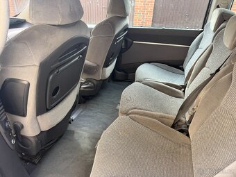 Peugeot 807, 2.0HDI 7 míst L+Z pneu El.dveř - 15