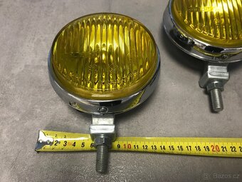 Světla, blinkry, skla, vnitřní zpětné zrcátko na Škodu 1000 - 15