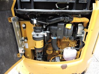 Prodám minibagr CAT 301.6 - 15