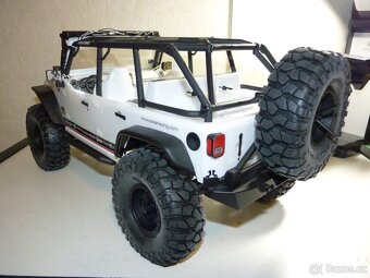 Nový Axial SCX10 2012 Jeep Wrangler UnlimitedC/R Edition RTR - 15