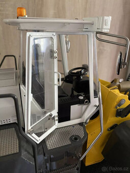 RC kolový nakladač 114 - 15